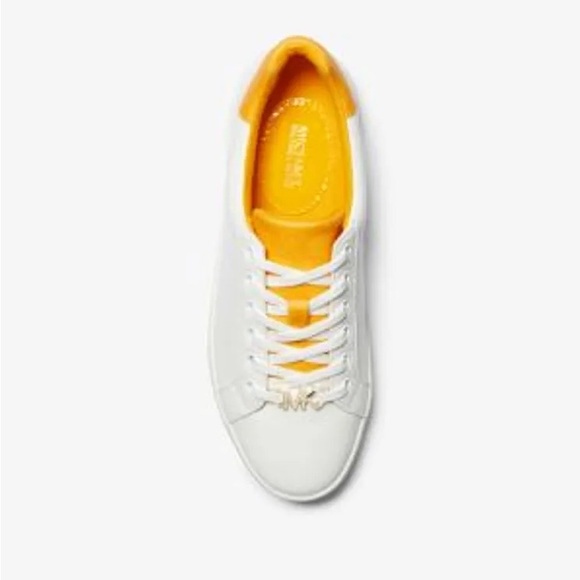 BNIB Michael KORS Poppy Logo Charm Sneakers // Size 8.5 - Picture 3 of 6